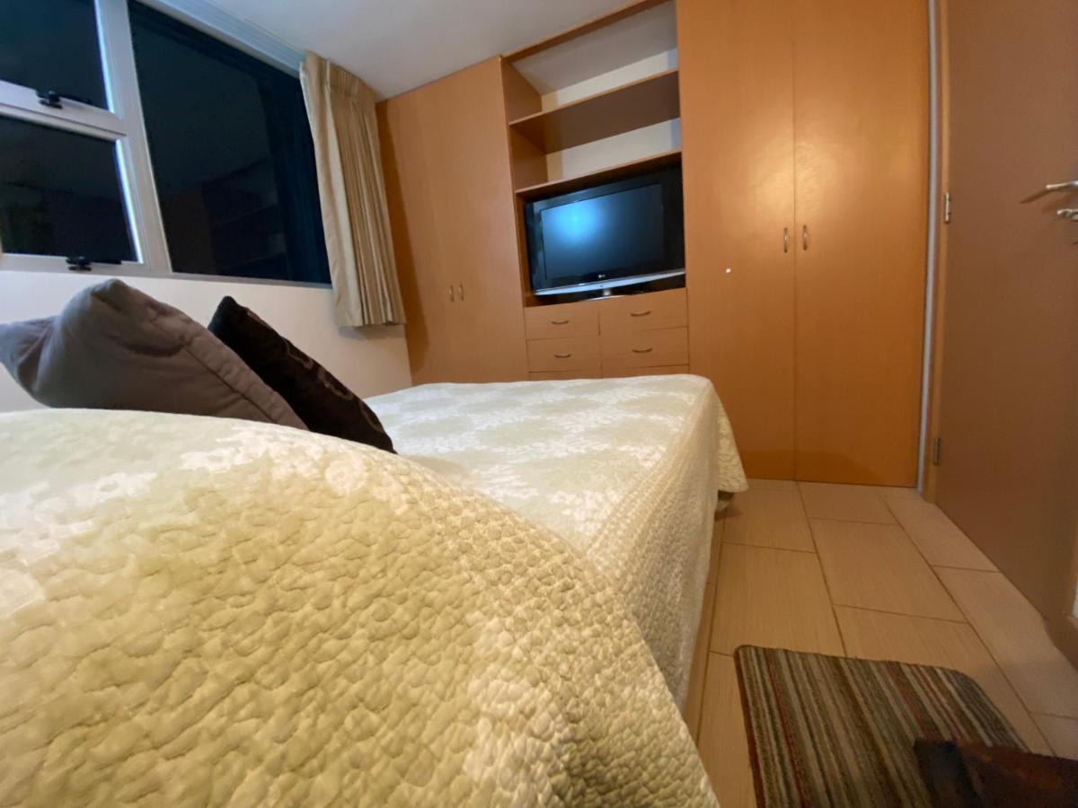 2 Rooms, 1 King Size Bed, 64" Smart Hdtv Guatemala City Exteriör bild